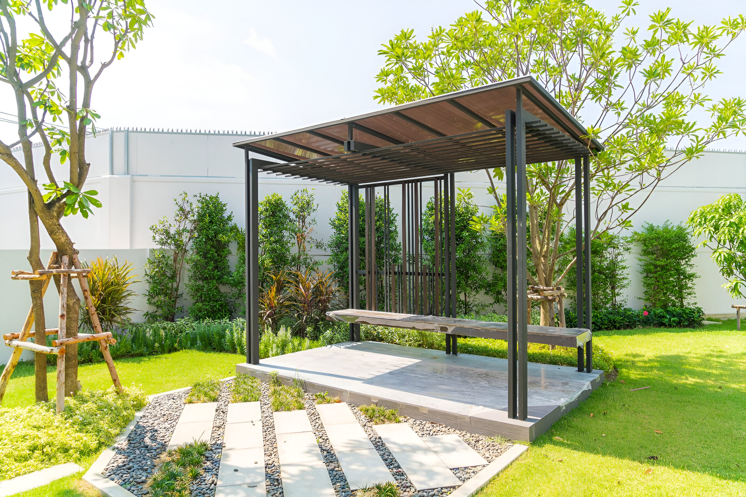 empty-pavilion-garden_1339-3183 (1)